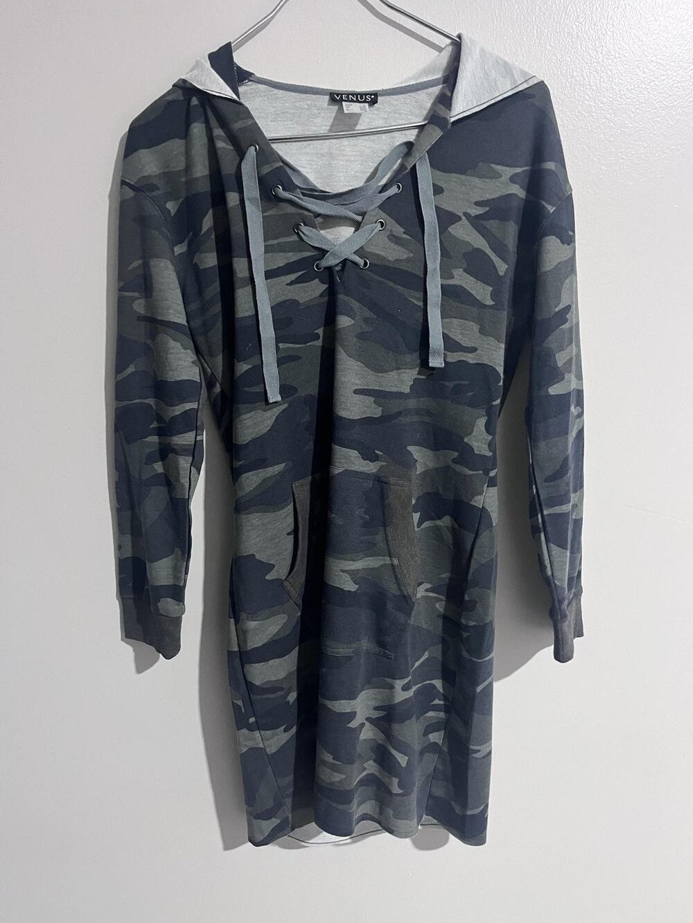Venus Dress Womens XS Gray Camouflage Hooded Sweater Dress Lace-Up Knee Length
